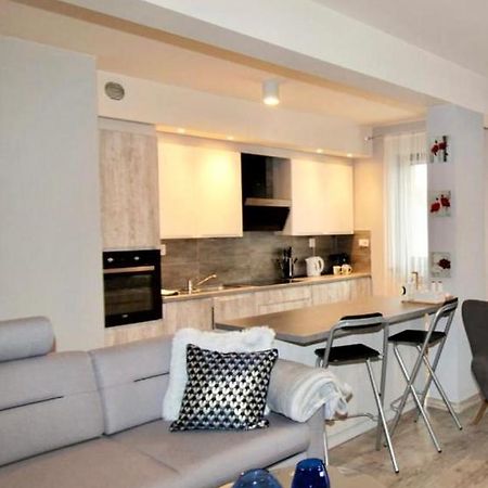 Apartament Lilla Jelenia Góra Екстериор снимка
