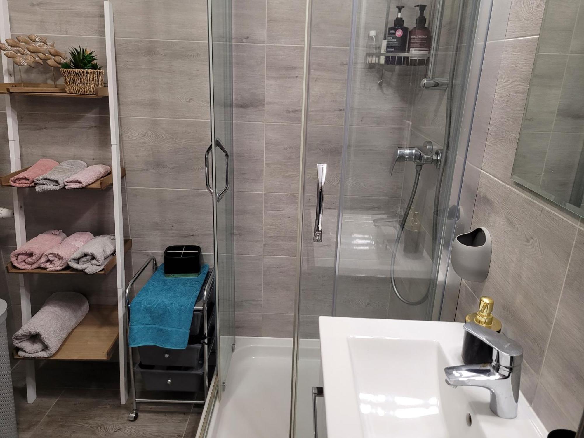 Apartament Lilla Jelenia Góra Екстериор снимка